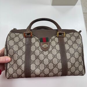 Vintage Authentic Gucci Boston Bag